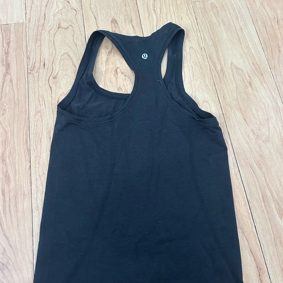 Lululemon Athletica Black Tank - Picture 2 of 2
